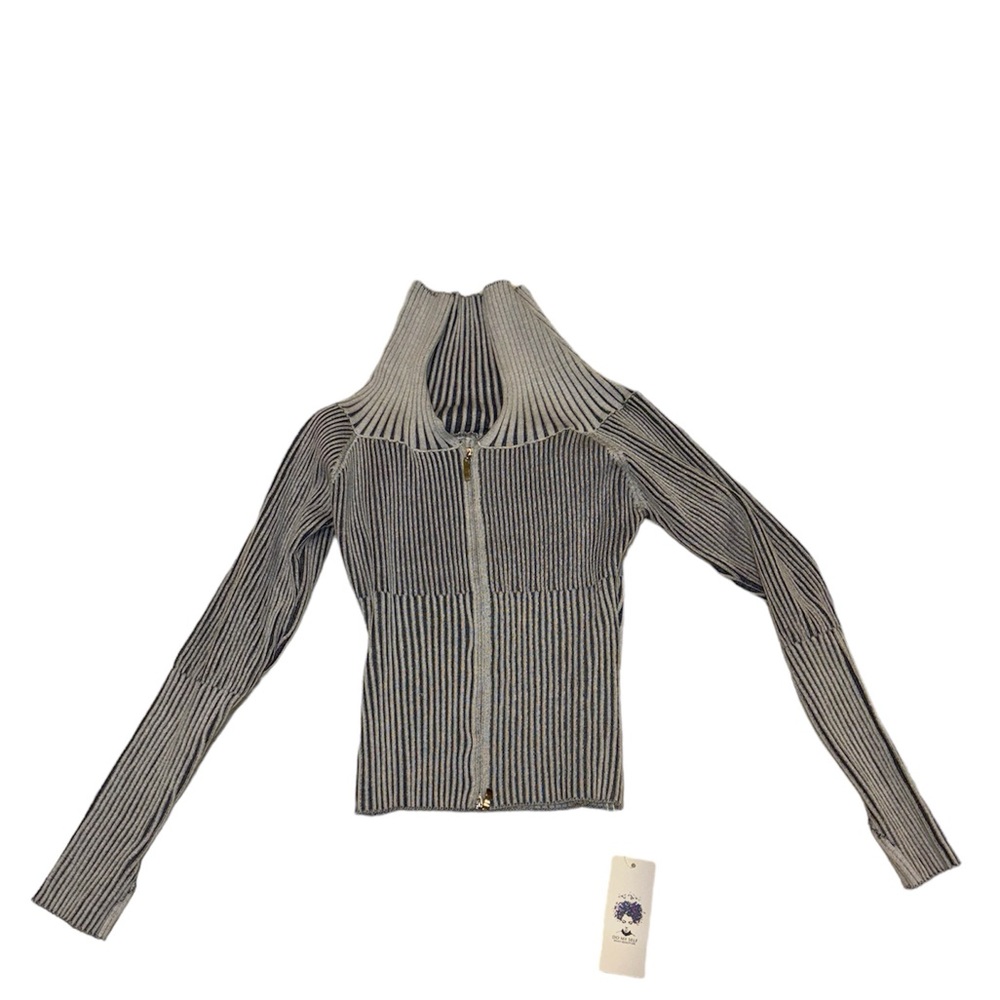 Chinese Brand Mesh Top “collar folds down”